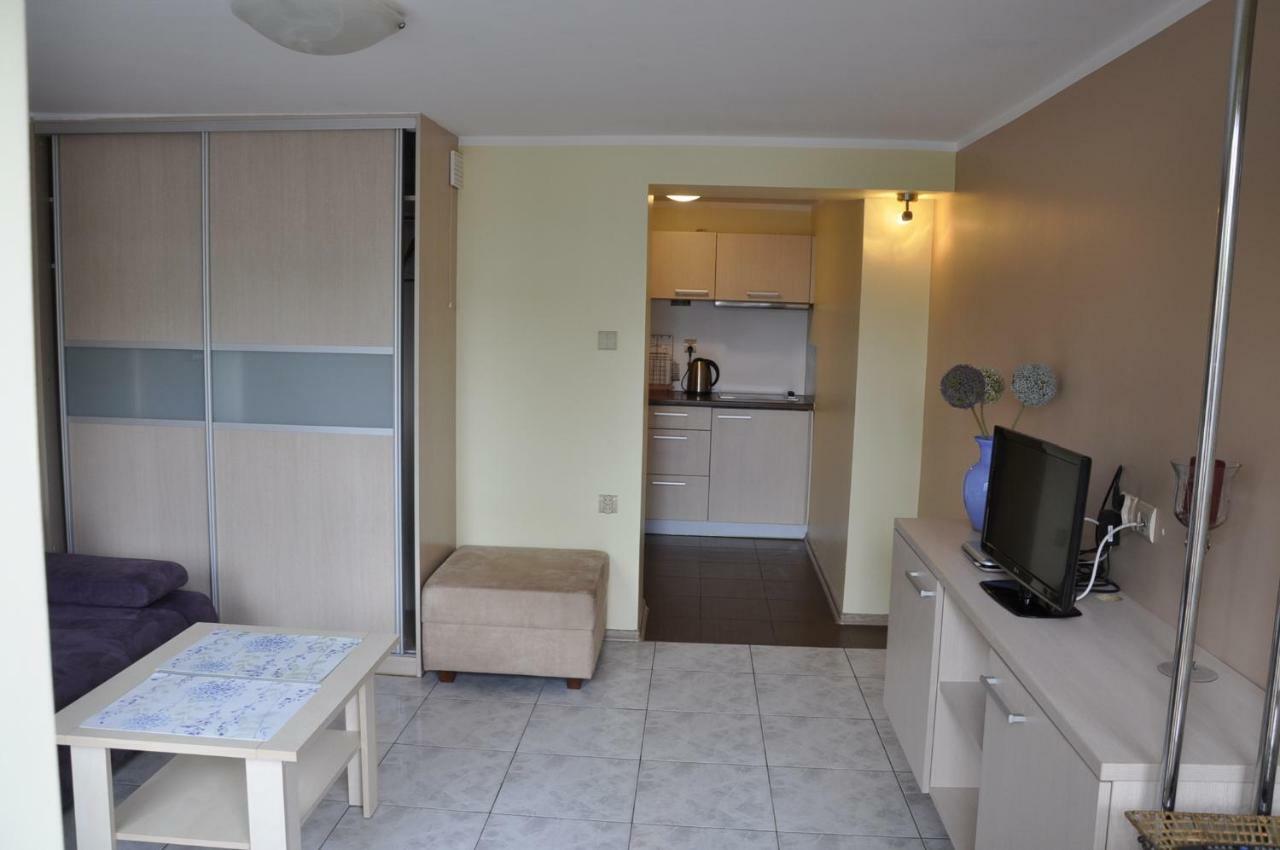 Apartament Jednosci Narodowej コウォブジェク エクステリア 写真